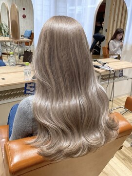 メイクス 町田(MAYKS) 縮毛矯正しながらミルクティーカラーができる!