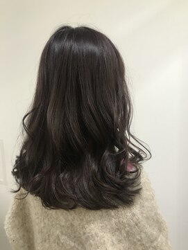 ハロ 蕨(HALO) 暗髪ミディ×パープルブラウン