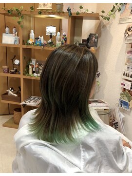 ドゥ スタイル 三国ヶ丘店(Duex Style) 個性派グレイカラー×ハイライト×グリーングラデーション