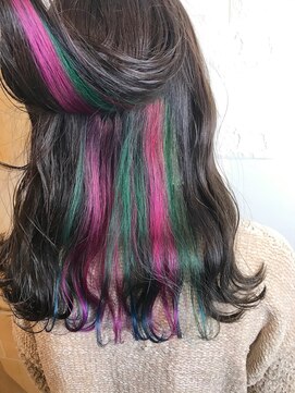 オーティティ(O-TETE) O-tete グリーンピンクミックスインナーカラーブリーチ