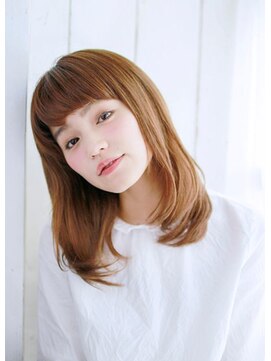 プティルカ(PutiLuca D.C.) ラウンドバングのナチュラルストレート