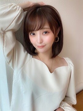 アフロート ディル(AFLOAT D'L) 小顔ワンカール シースルーバング ベージュカラー 大人ボブ