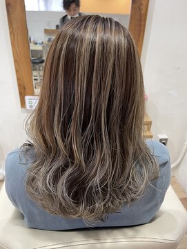 アプシー 南が丘本店(apsee) バレイヤージュ/くすみベージュ/細めハイライト