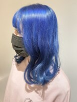 クレビア 名古屋(CreBiA) ロイヤルブルーカラー