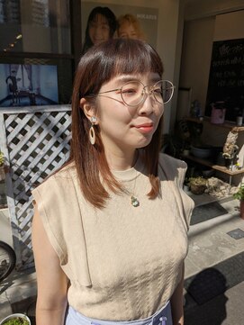 ヒカリス 東三国(HIKARIS) 笑顔溢れる/ワイドバング/ミディアムヘア/インナーカラー