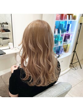 ブランニューイヴ 生駒店(Brand new eve) ミルクティーベージュ