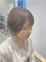 フーチー クーチー アマティー 豊中店(FUCHI KUCHI amati)&nbsp;@fuchi_kuchi.okada[大阪豊中/ひし型ショート/アッシュ]