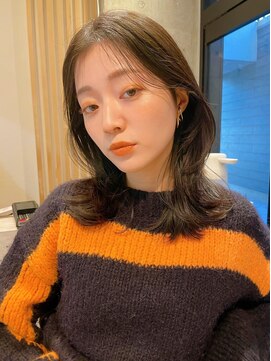 アンガーデン(Une GARDEN) 顔まわりカット/レイヤー/大人かわいい/ショコラブラウン