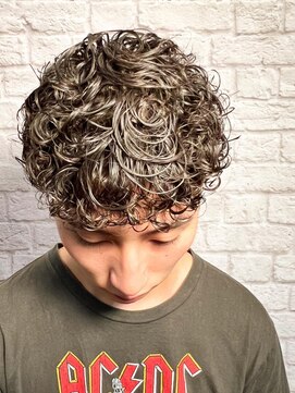 銀座マツナガ 新宿野村ビル店 ショート×プードルパーマ