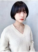 say. アッシュブラック ショートボブ ぱっつん前髪 グレージュ