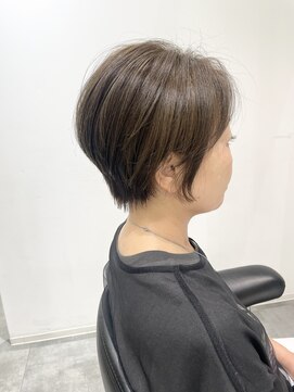 キャパ テリハ(CAPA TERIHA) 大人柔らかショート　くすみベージュカラー