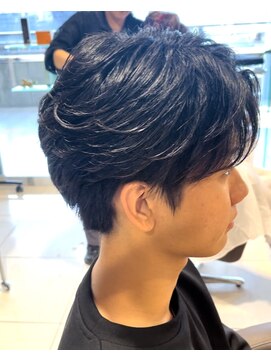 エレノア 枚方(Eleanor) カルマパーマ