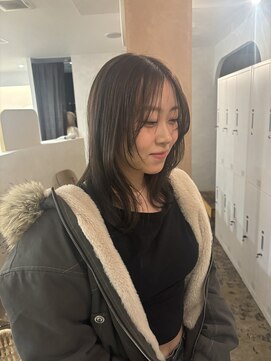 ユッカ 梅田(YUCCA) 【 YUCCA 】大人可愛い/オリーブベージュ/レイヤーカット