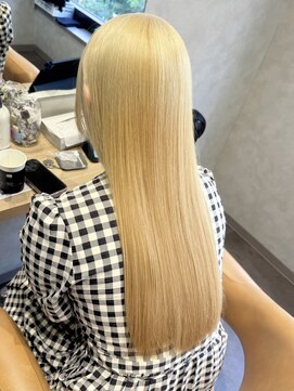 ルシティ(Le City) honey blond 【ダブルカラー/ブリーチ/髪質改善/エクステ】