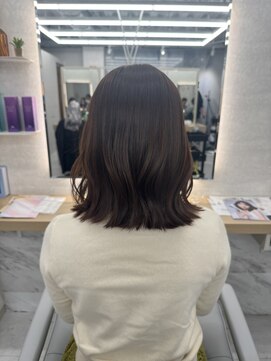 ユアーズヘア 新宿三丁目店(youres hair) 肩ハネスタイル