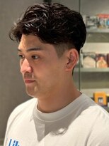 メンズサロン ブロック(Men's Salon bloc)&nbsp;ビジネスパーマ 30代 アップバング 眉毛カット ニュアンスパーマ