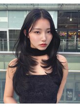 韓国風レイヤー特化◇小顔カットで理想のシルエットに！