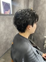 ナナシ(nanac)&nbsp;センターパート　シャドウパーマ