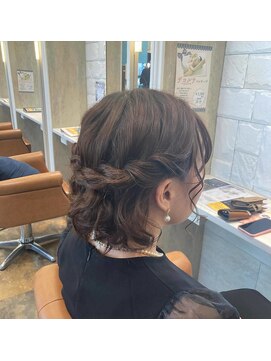 クイーンズゲート RITZ店(Queens's gate) ハーフアップ