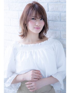 ヘアーアートシフォン 川口東口店(hair art chiffon) ３Dカラー＆ジグザグバングのノットヘアでモードなミニマムボブ