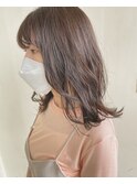 透明感ベージュ