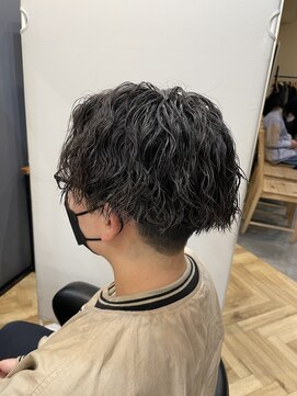 リットジェンツ 千葉(Lit Gents) カット&ツイストスパイラルパーマ【SHOHEI】