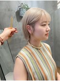 ブロンドカラー ブロンド ハイトーンカラー ブリーチ ボブ