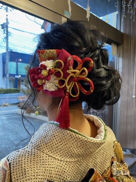 オーバーキャプテンネイキッド(OVER CAPTAIN NAKED) 着物向け/成人式向け王道ヘアアレンジ