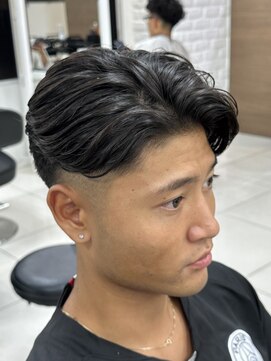 テクト バイアッシュ 吉祥寺店(Tect by Ash) ラフカールセンターパートニュアンスパーマ刈り上げフェード