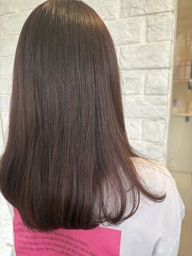 パルファン ヘアアンドスパ(PARFUM HAIR&SPA) 艶感レイヤーカット　フェミニンロング