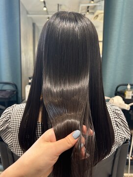 トロワエピ 表参道(Trois epis) 艶々髪質改善/弱酸性マジックトリートメント/酸熱