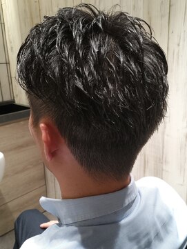 ヨシザワインク バンダイ(YOSHIZAWA Inc. BANDAI) 新発田/万代/メンズ専門/ツーブロック/ビジネスショートスタイル