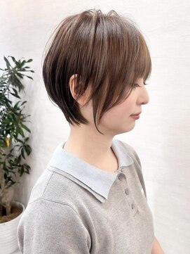 シシ 大宮(She 2.) ショート/ショートボブ/ショートカット/丸みショート/大宮