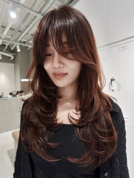 テクネ 天神大名(techne) 天神大名レイヤーカット大人レイヤーくびれヘアロング今泉