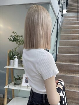 ヴィジョン(VISION) ホワイトベージュ