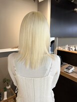 派手髪・ハイトーンカラー・デザインカラー・ブリーチ専門美容室 ブロンドブロンドカラーホワイトブロンド抜きっぱなしブロンド