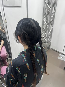 プライズ 所沢プロぺ通り店(prize) サマソニヘアアレンジブース編み込み所沢