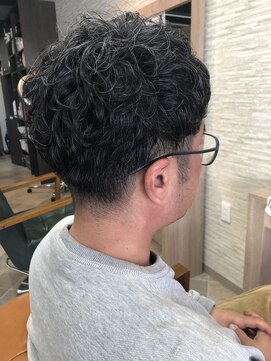 モアヘアー(MORE-HAIR) men'sパーマ