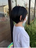 ダークグレー × ショートボブ