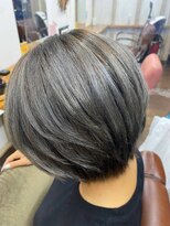 ナンバーエイト(number eight)&nbsp;奥行きショート×韓国風ボブ×タンバルモリ×ダークグレージュ