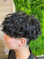 デルフィーノ ヘアーパフォーム(delfino hair perform)&nbsp;メンズ波巻きパーマツイストスパイラルシェービング眉毛カット