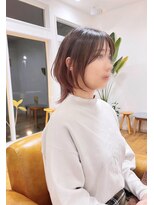 コムヘアー(COM HAIR)&nbsp;ウルフヘア。ベージュピンク。ダブルカラー。