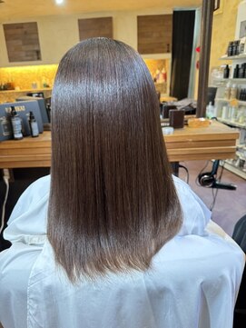 リリアン(Ririan) 【橋本】酸性縮毛矯正+自社製品髪質改善トリートメント