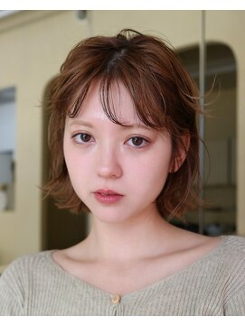 スニュウ(snuw) 切りっぱなしボブマロンベージュラベンダーミルクティ