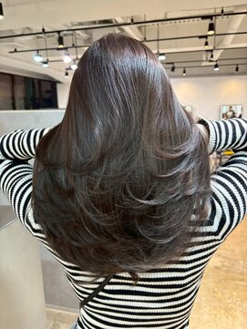 メリー オオサカ(Merly Osaka) butterfly layer cut