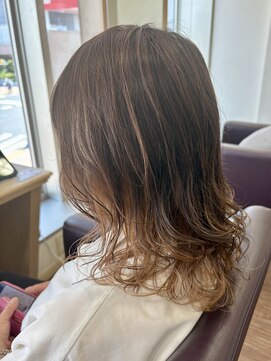 ヴィサージュジョイン(VISAGE join) レイヤーカット×インナーカラー