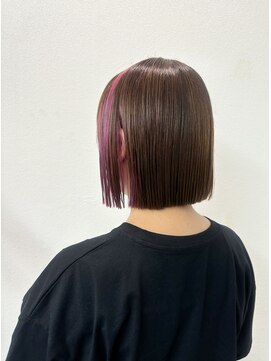 ヘアーアンドアイラッシュ ビス 下曽根店(Bis!) キリっぱなしボブ
