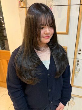 艶感オリーブグレー　顔まわりレイヤーカット