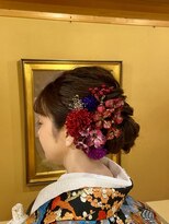 サロン Salon アイ アート ブライダル ふんわりとしたシニヨンスタイル