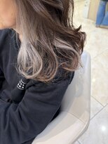 ケンジ 平塚 アネッタ(KENJE annetta)&nbsp;インナーカラー☆白髪おしゃれ